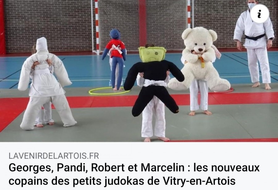 Les nouveaux copains des petits judokas de Vitry-en-Artois